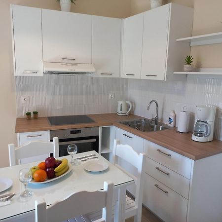 Villa Tina Country Beach Apartments 아카라비 외부 사진