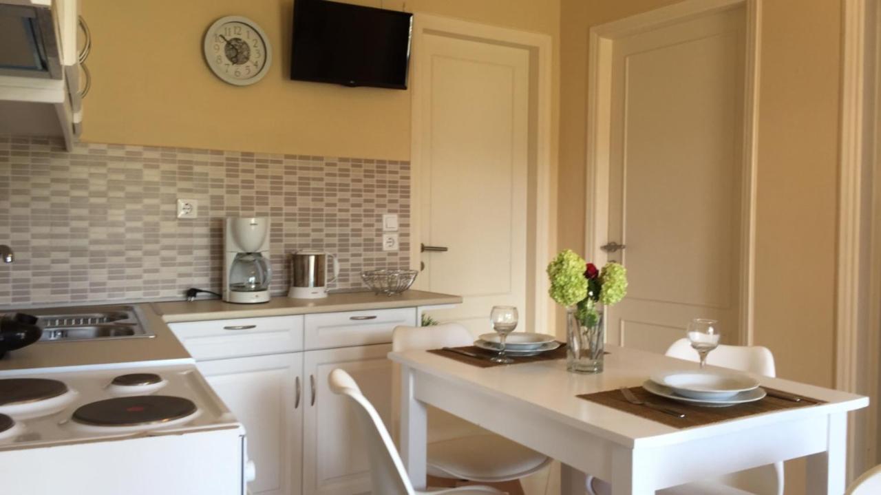 Villa Tina Country Beach Apartments 아카라비 외부 사진