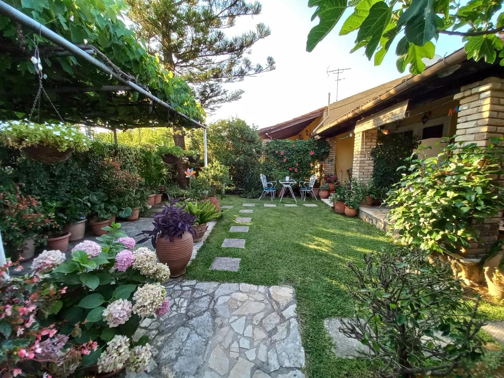 Villa Tina Country Beach Apartments 아카라비 객실 사진